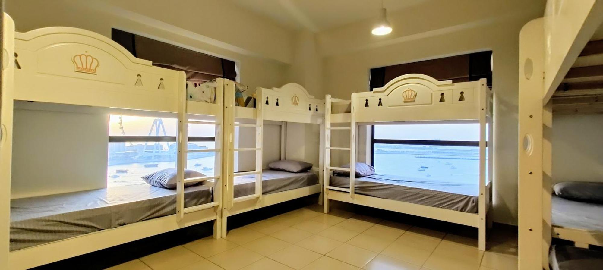 1 World Beach Property, Jbr, Award Winning Hostel, Coliving, Near Metro Dubai Luaran gambar