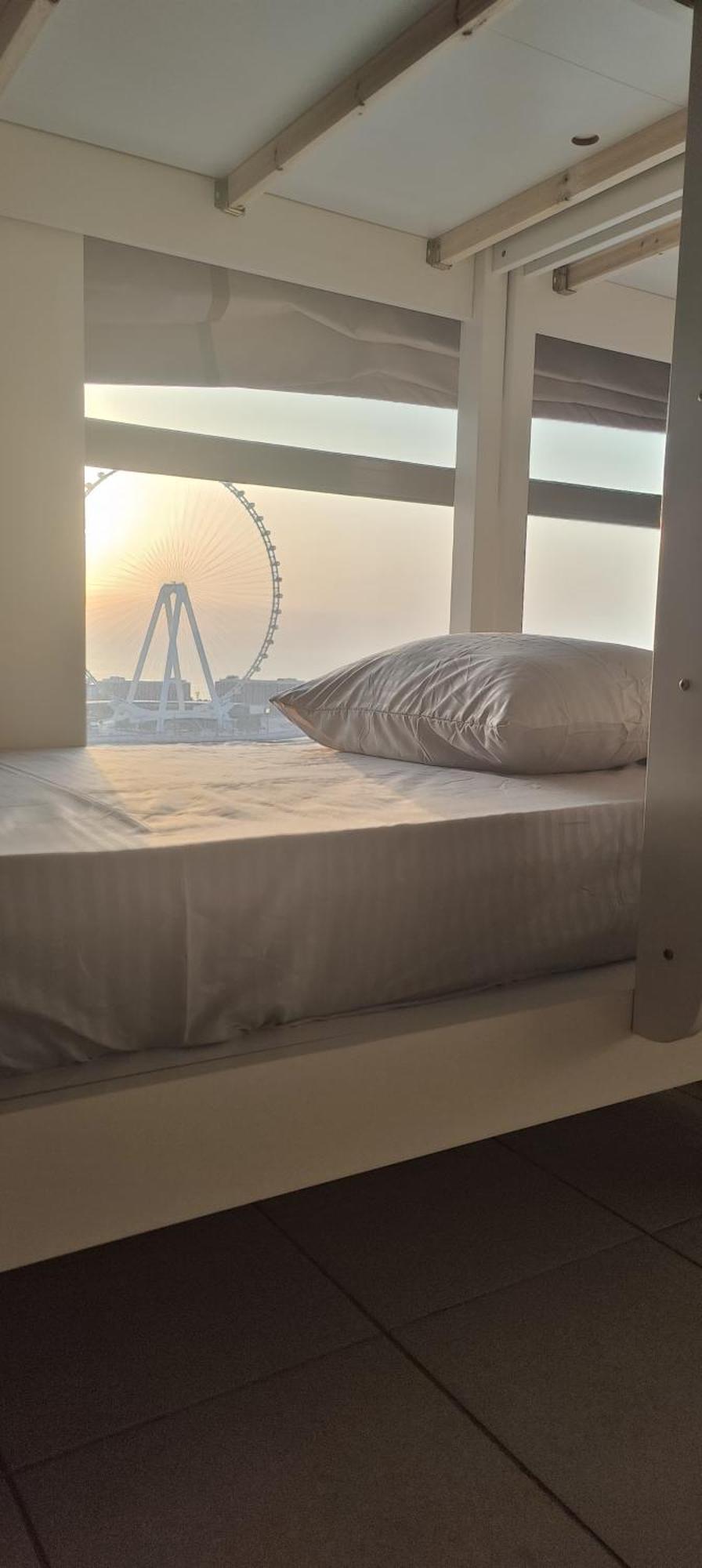 1 World Beach Property, Jbr, Award Winning Hostel, Coliving, Near Metro Dubai Luaran gambar